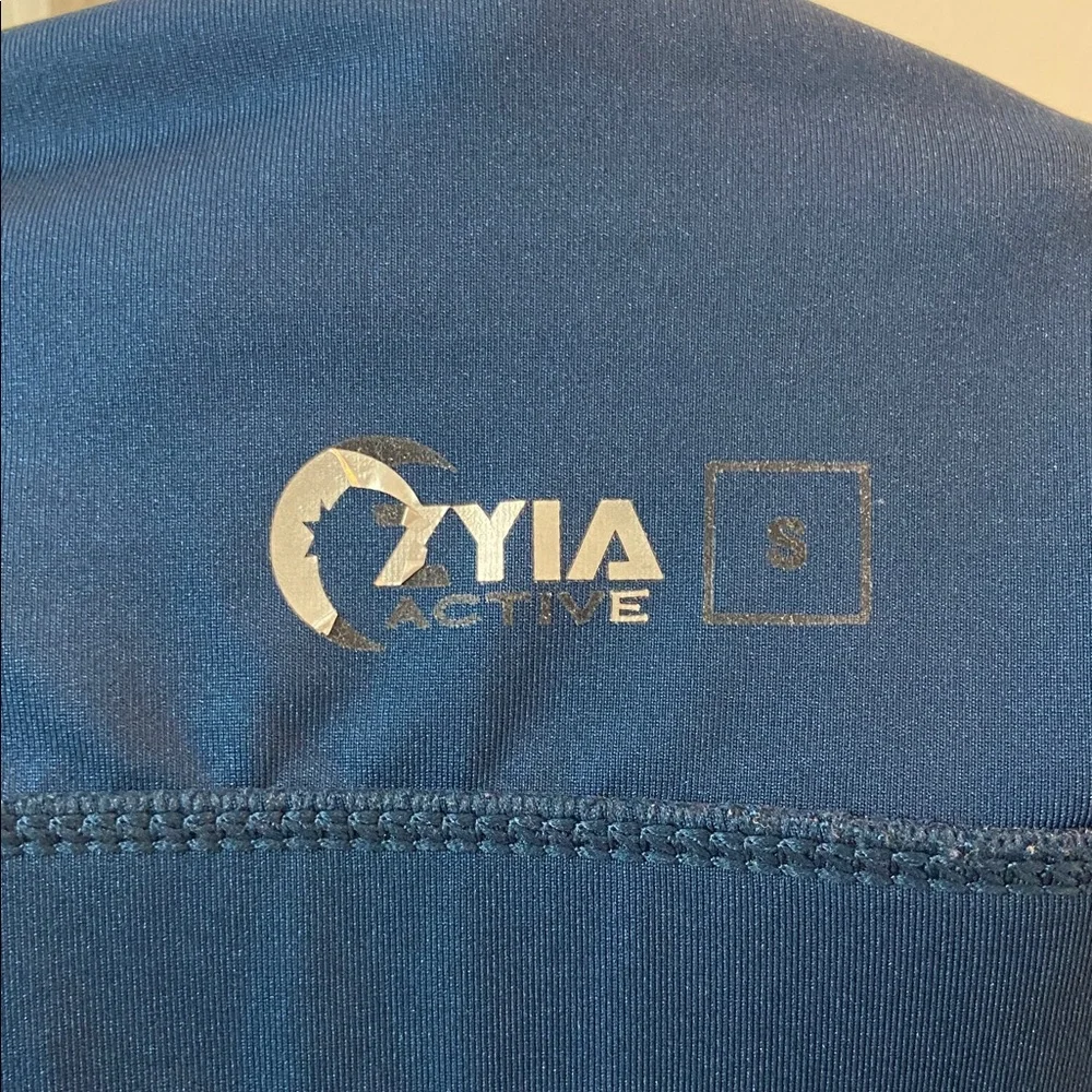 Zyia Sports Bra Women’s Small Blue Mesh Back Racerback Athletic Workout Bra